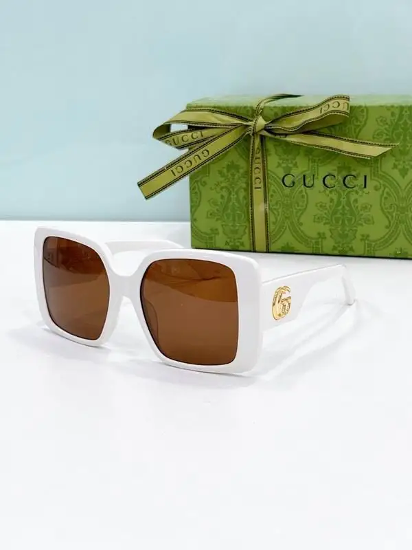 Gucci Glasses smh128